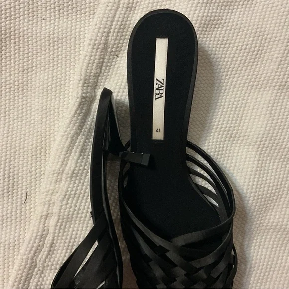 Zara Black Point Slide Heels Size  41 NWOT - Picture 5 of 6